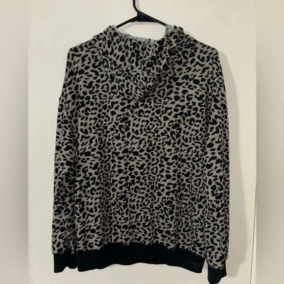 Ott leopard leisure set. Worn twice. - Picture 2 of 6